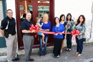 Mane Attraction Hair Salon located at 29A West Front Street, in Liberty recently held its grand opening. Pictured at the ribbon-cutting ceremony are Shawna Owens, owner (center), Liberty Mayor Eric Boughman and Police Chief Adam Gilstrap (left) and City Councilmember Lisa Hunter (right) along with others in attendance. For more information, call (864) 360-8802.